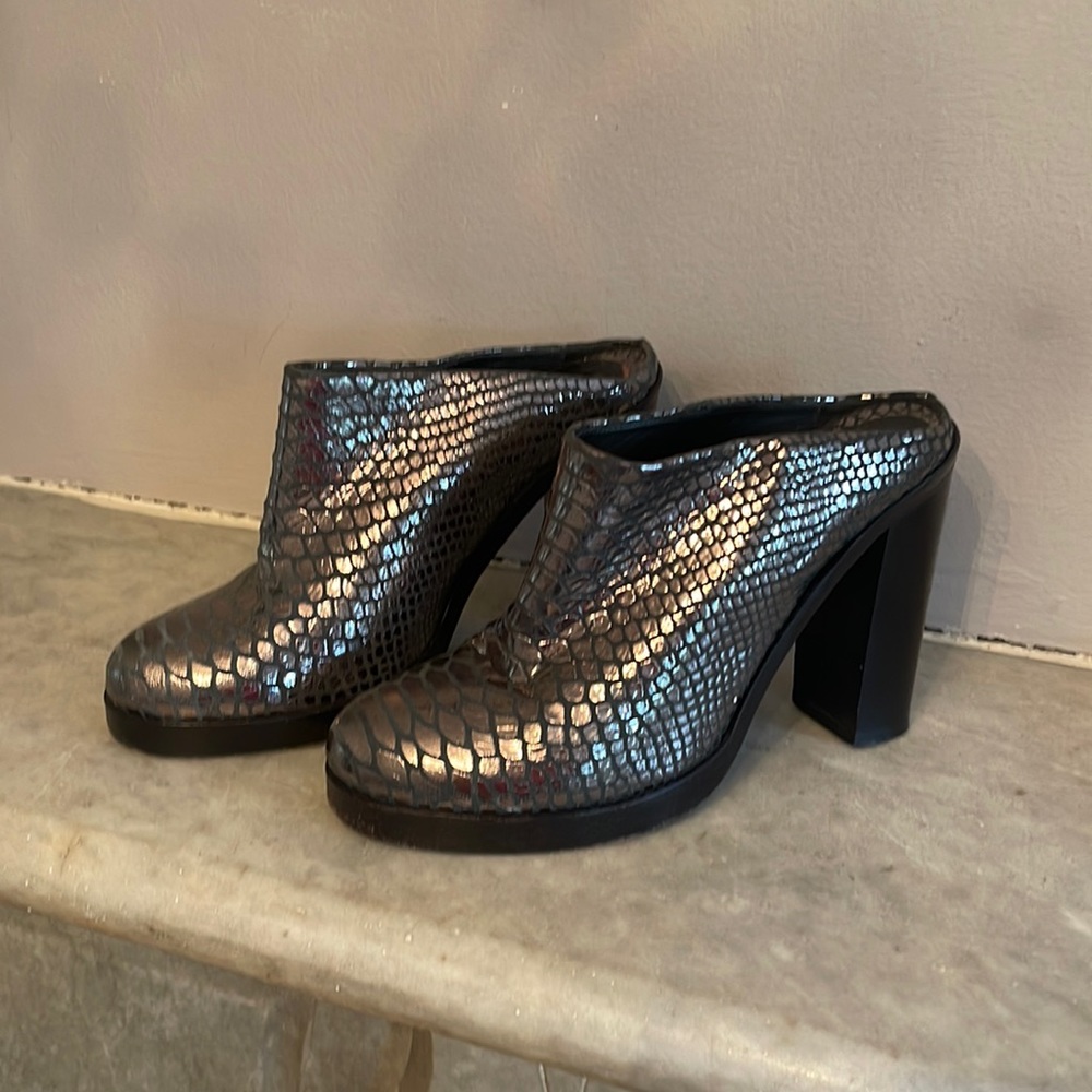 Thomas Wylde leather snakeskin mules